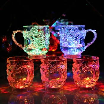 2023 החדש זוהר כוס מוסיפים מים עד בהיר פלאש LED גביע צבעוניים אינדוקציה שינוי צבע כוס מתנה דרקון חדש גביע