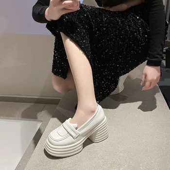נשים 2023 חדשים גבוהים העקב עבה נעלי העקב עור רך עבה עם סוליות סנדלי אופנה עבה עם סוליות רדוד הפה נעליים מוגברת על ידי 9CM